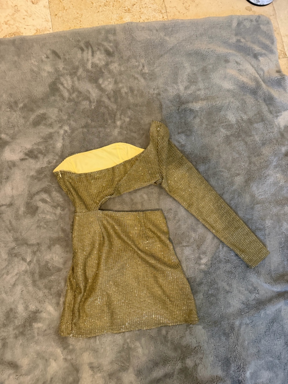 superdown Yellow Metallic One-Shoulder Crop Top